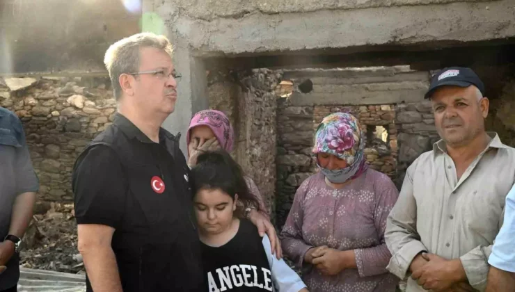 Manisa Valisi Enver Ünlü, Gördes-Salihli yangınından etkilenen mahalleleri ziyaret etti